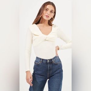 NWT ASTR The Label Iggy Twist front long sleeve sweater bodysuit white size Med